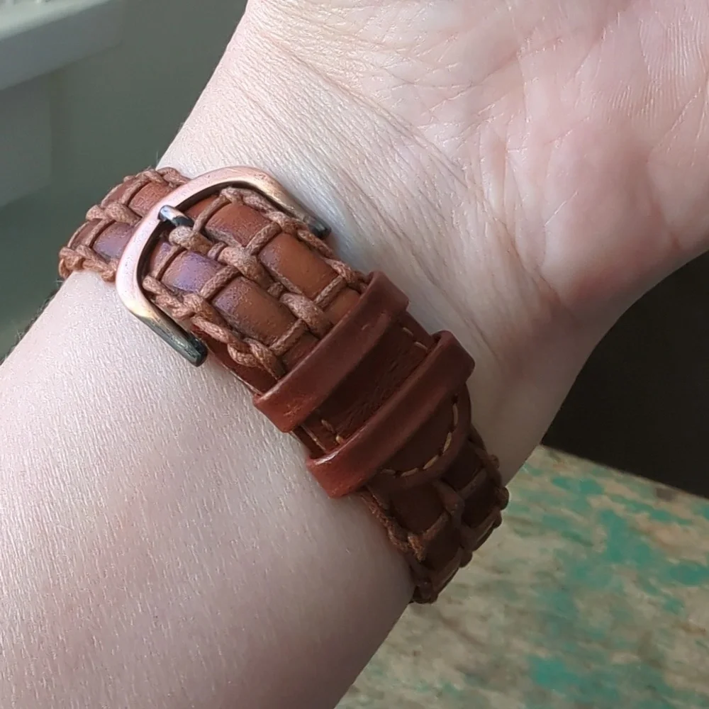 FOSSIL I VTG Limited Edition Collectible 1993 Flintstones Watch w/ Leather Band